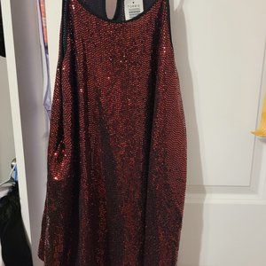 Sequin tank